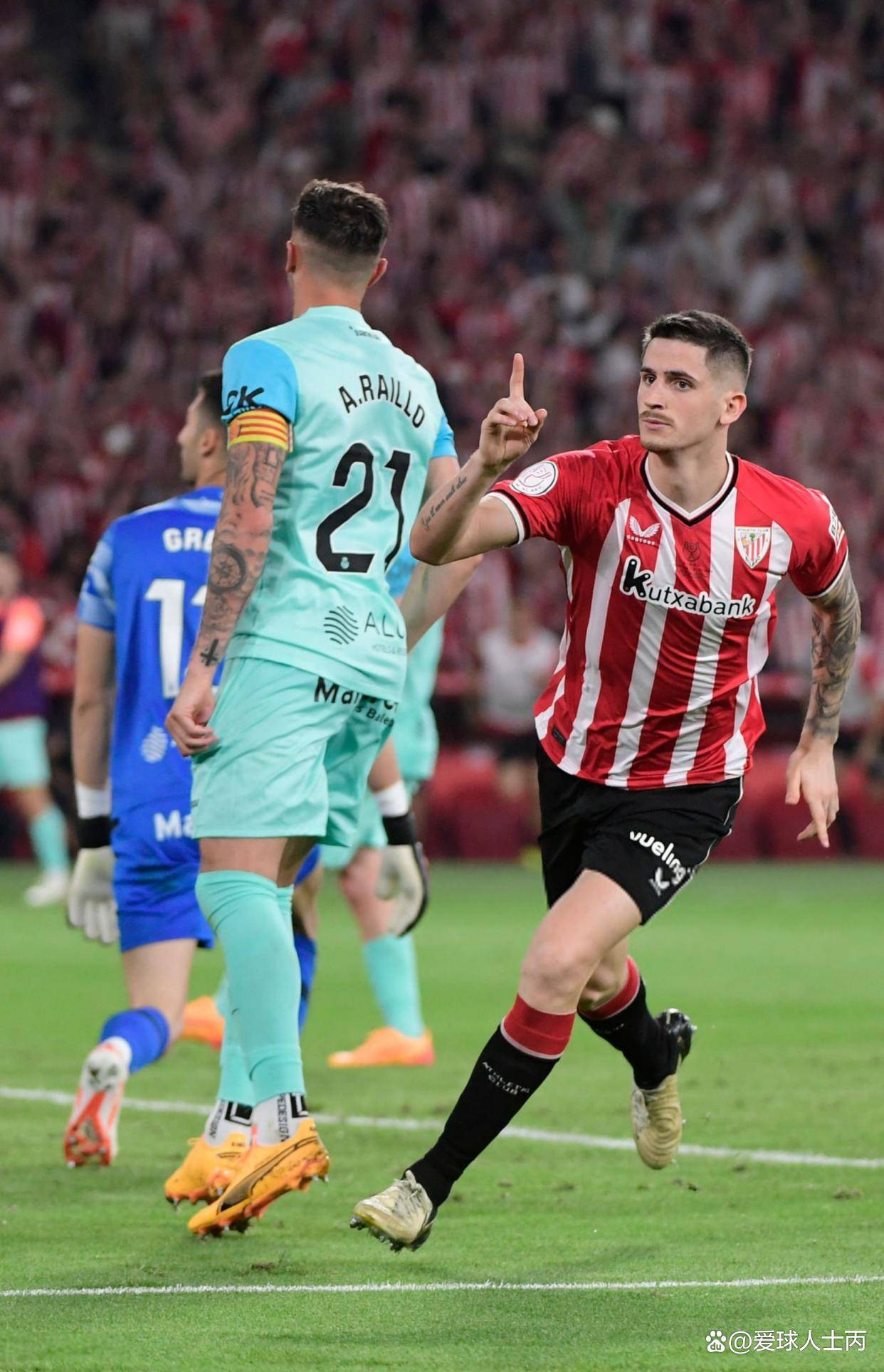 开云平台-拜仁慕尼黑发布备战花絮，窗口期完成体检，葡超任务艰巨，训练强度明显提升的简单介绍